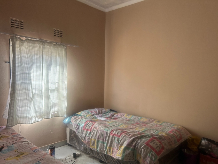6 Bedroom Property for Sale in Quigney Eastern Cape